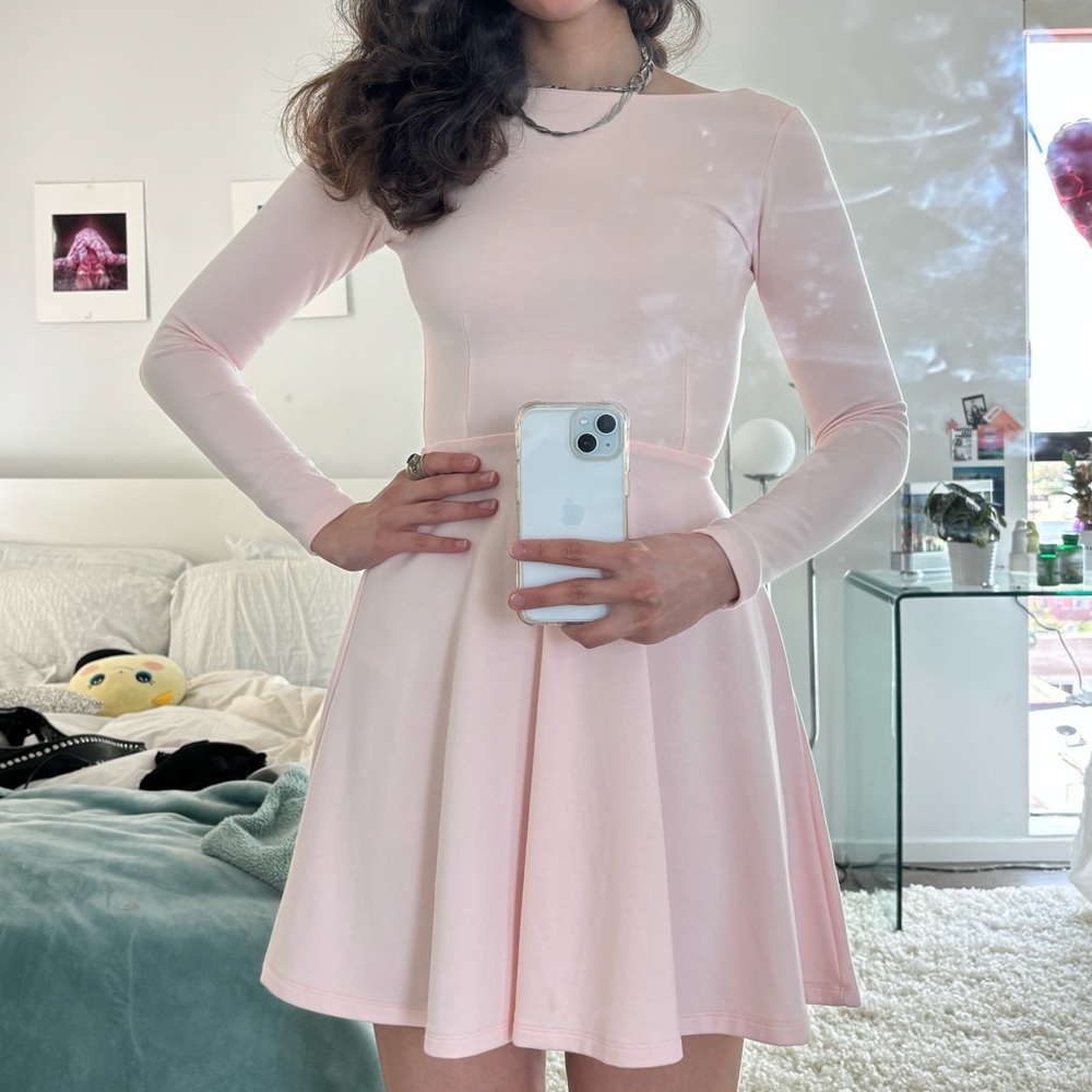 [SOLD] american apparel baby pink long sleeve skater dress in size s
